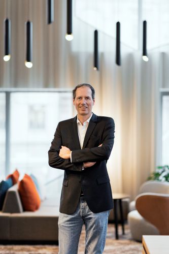 Herr Peter Berhörster