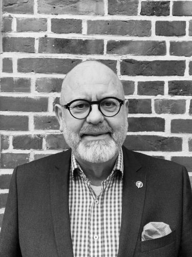 Herr Hans-Jürgen Heuer