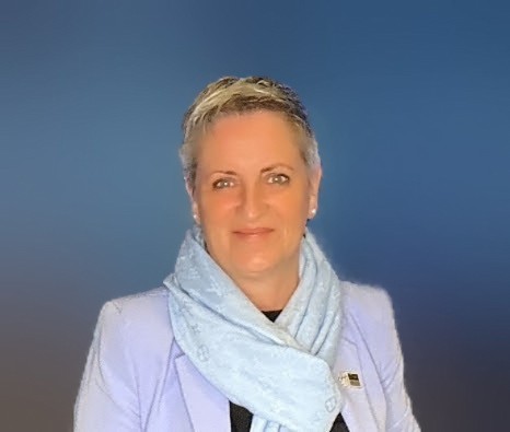 Frau Michaela Glassl